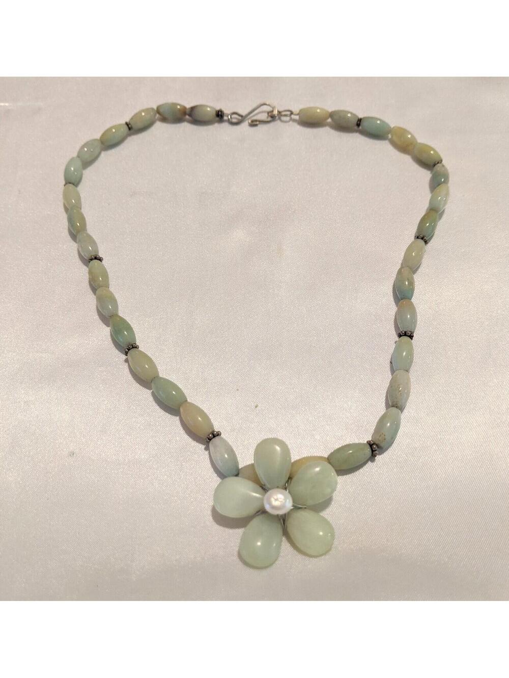Vintage Artisan Green Aventurine Stone Flower Necklace 16" White Pearl Accent
